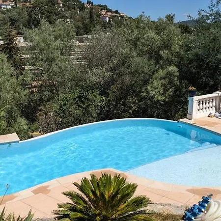 Διαμέρισμα En Rez De Beausite Mandelieu