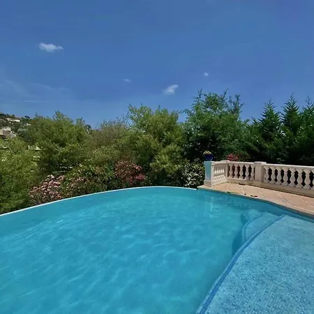 Διαμέρισμα En Rez De Beausite Mandelieu